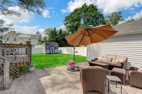 170 Little East Neck Road S Babylon NY 11702