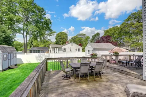 170 Little East Neck Road S Babylon NY 11702