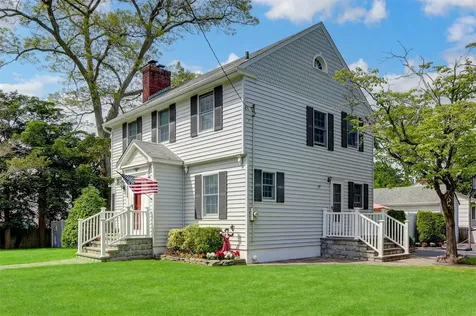 170 Little East Neck Road S Babylon NY 11702