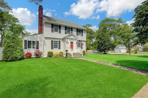 170 Little East Neck Road S Babylon NY 11702