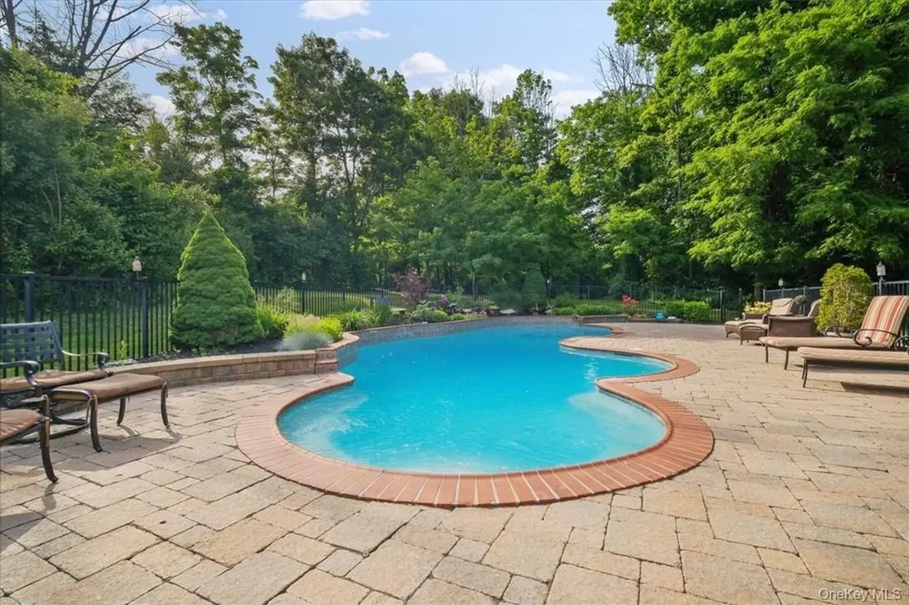 646 Route 311 Patterson NY 12563