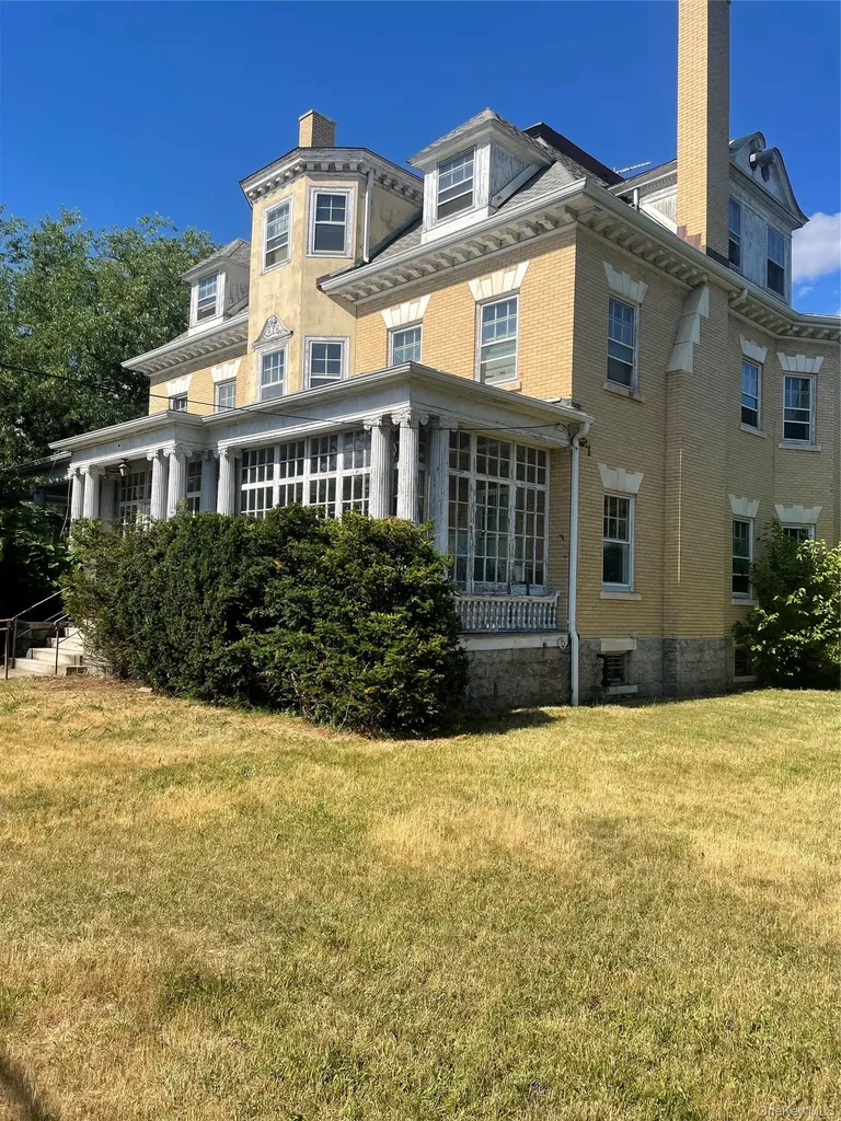 165 Summit Avenue Mount Vernon NY 10550