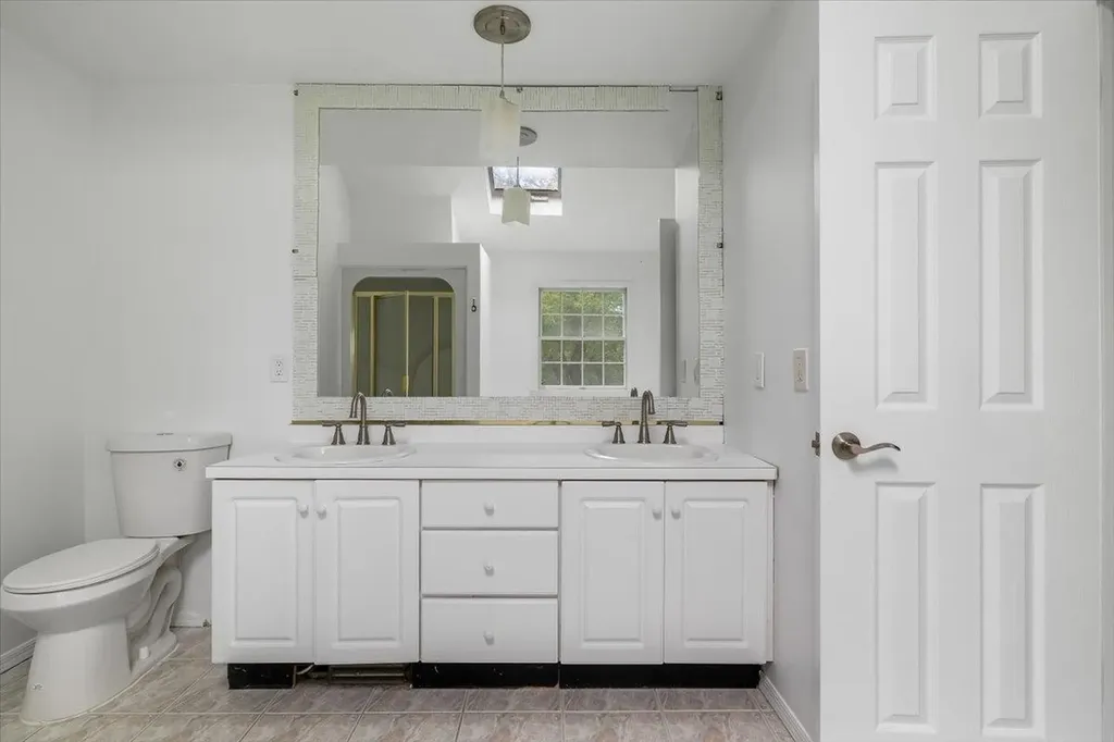 10 Aspen Circle Saint James NY 11780