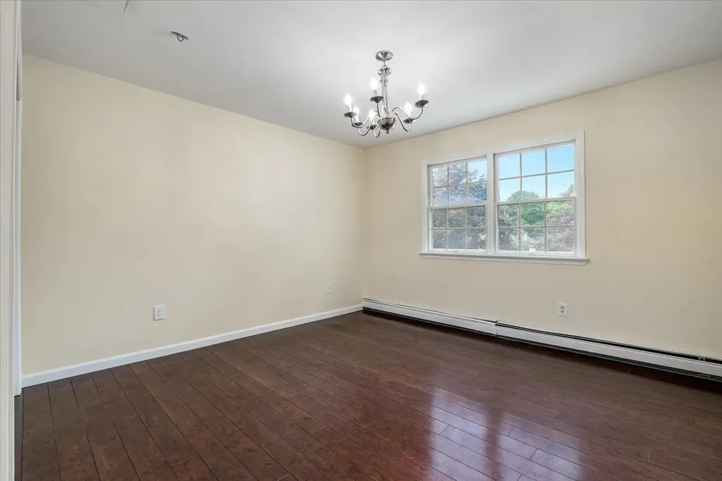 10 Aspen Circle Saint James NY 11780
