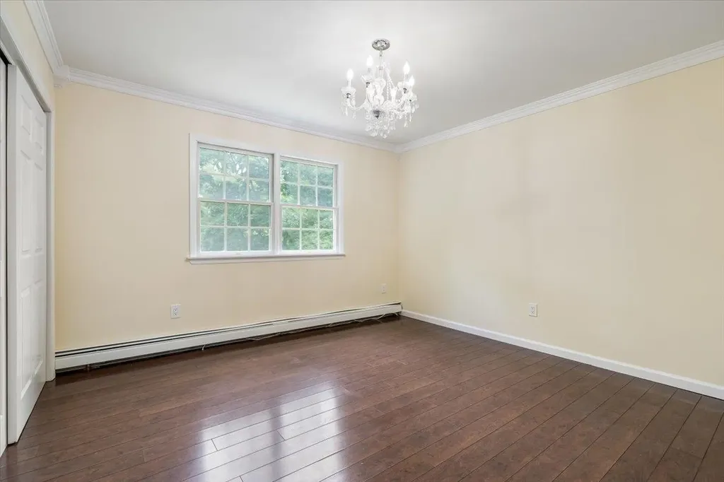 10 Aspen Circle Saint James NY 11780