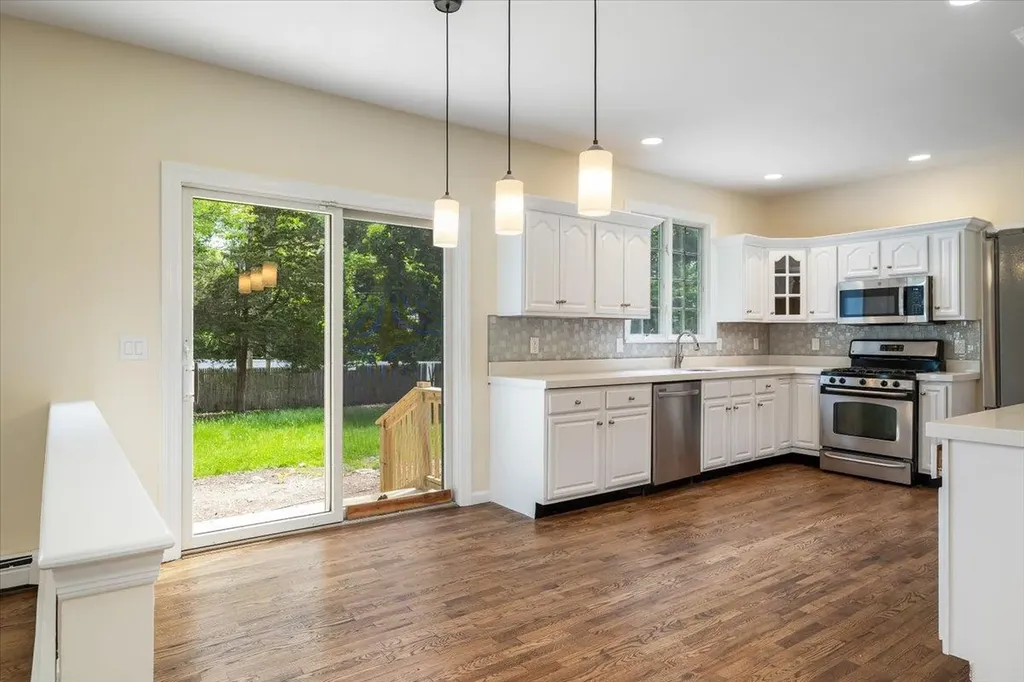 10 Aspen Circle Saint James NY 11780
