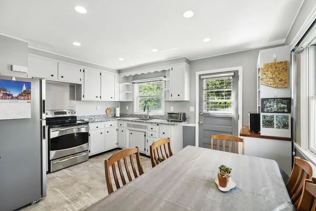 31 Tompkins Avenue White Plains NY 10603