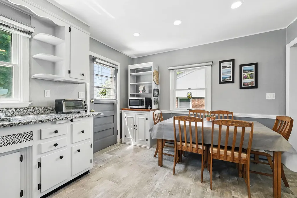31 Tompkins Avenue White Plains NY 10603