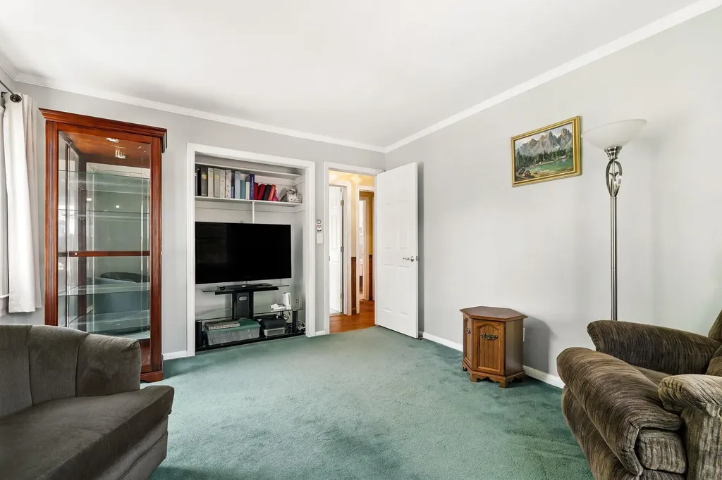31 Tompkins Avenue White Plains NY 10603