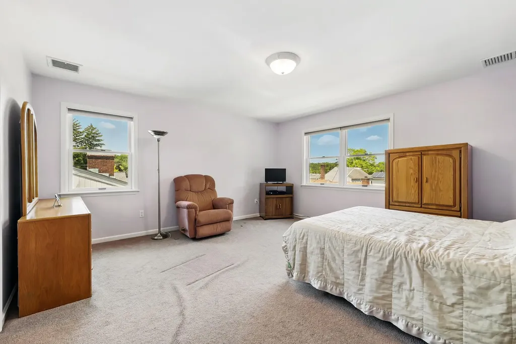 31 Tompkins Avenue White Plains NY 10603