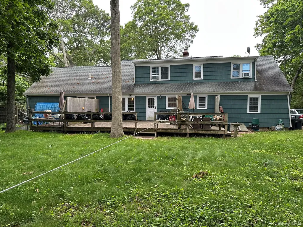 955 Deep Hole Drive Mattituck NY 11952