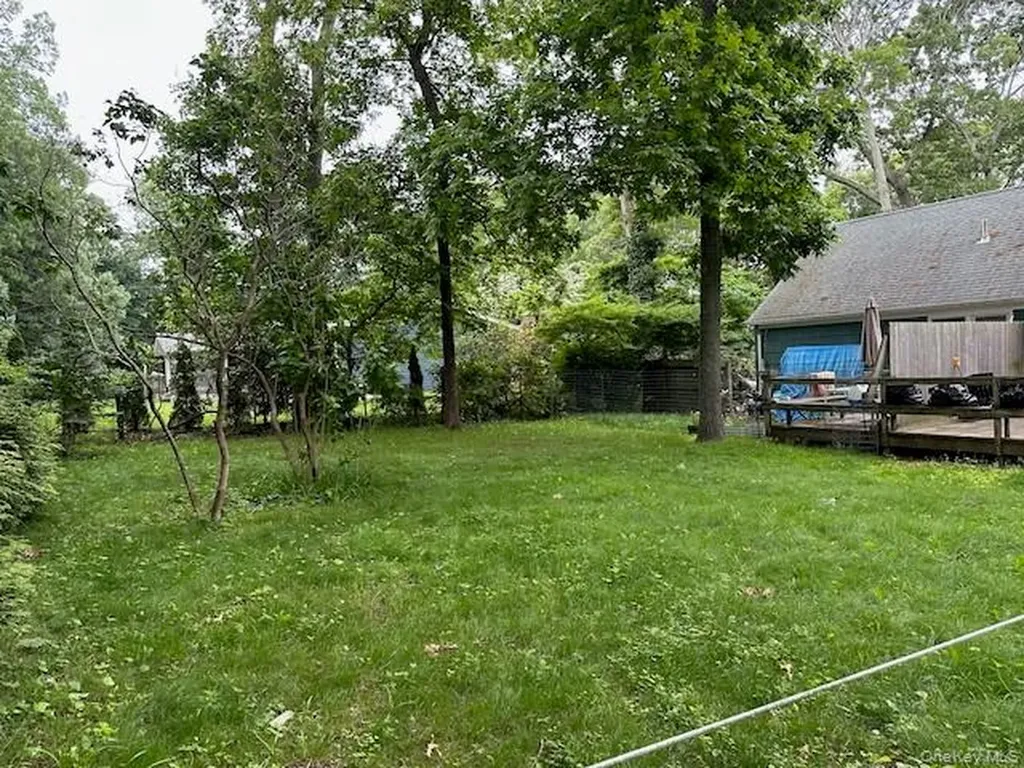 955 Deep Hole Drive Mattituck NY 11952