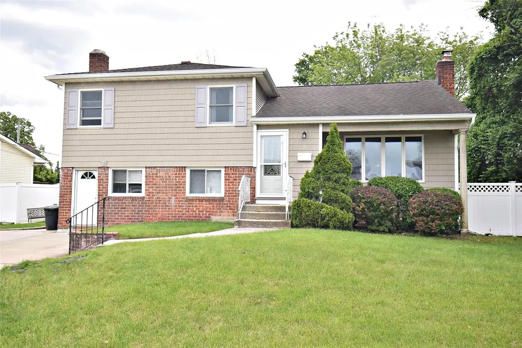 2 Walnut Drive Syosset NY 11791