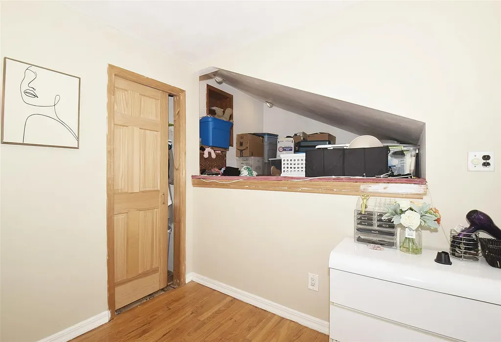 2 Walnut Drive Syosset NY 11791