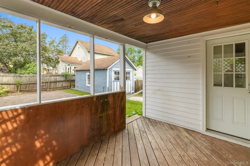 39 Pine Street Kingston NY 12401