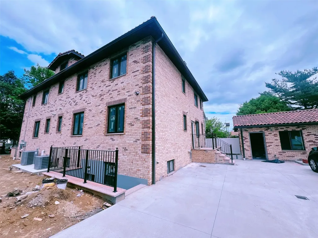 208-02 47th Avenue Bayside NY 11361