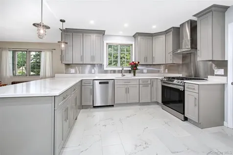 2 Byworth Road New Rochelle NY 10804