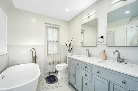 2 Byworth Road New Rochelle NY 10804