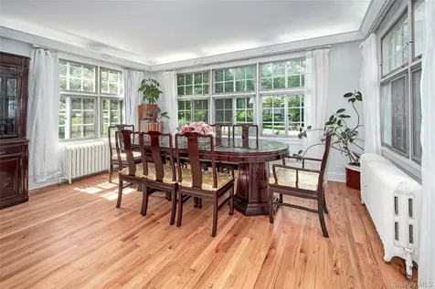 2 Byworth Road New Rochelle NY 10804