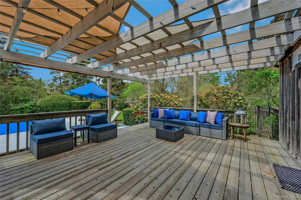 5 Jessup Lane Quogue NY 11959