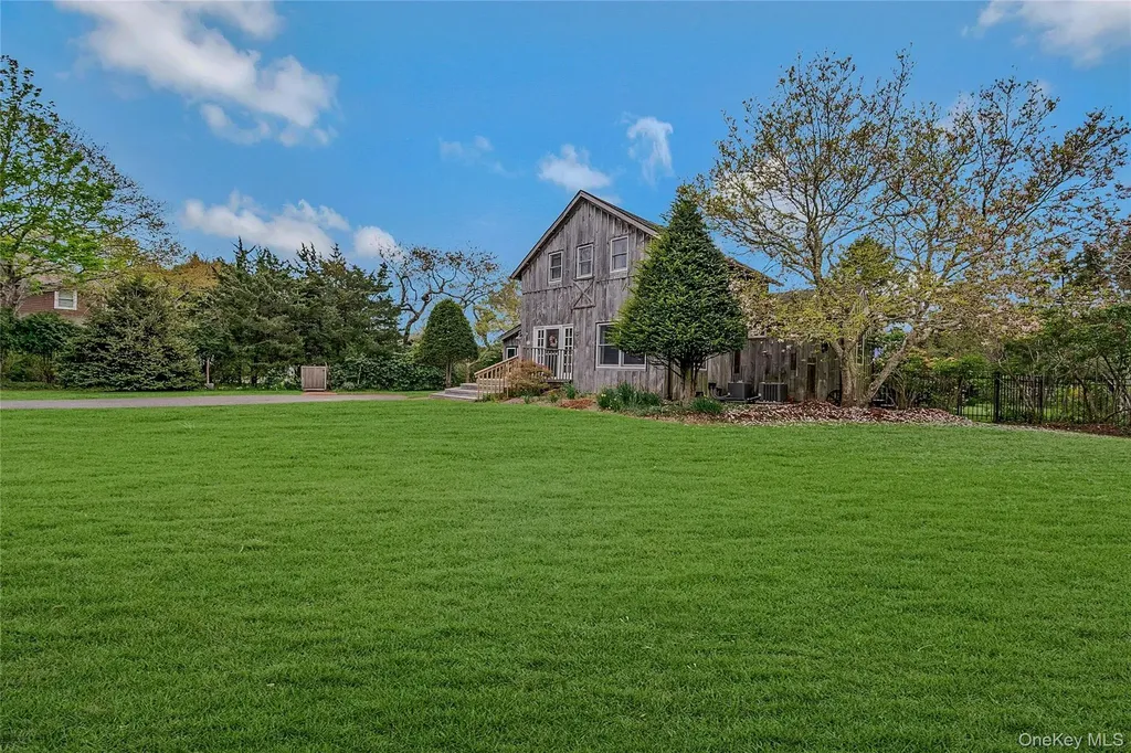 5 Jessup Lane Quogue NY 11959