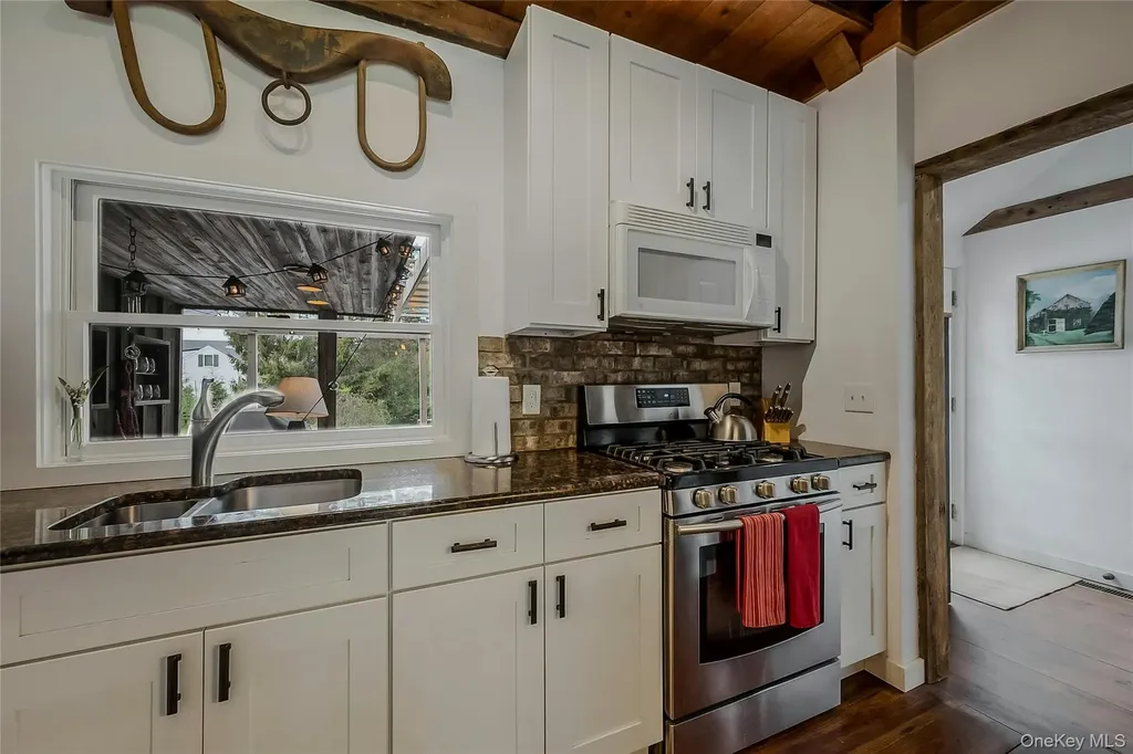 5 Jessup Lane Quogue NY 11959