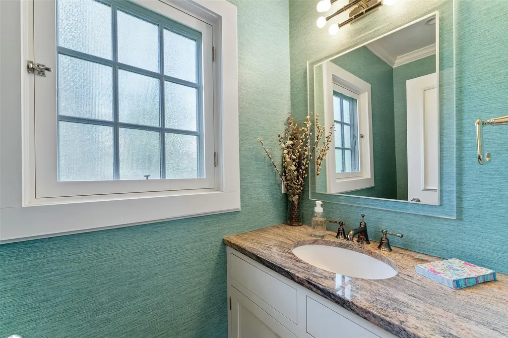 52 Cedar Lane Bronxville NY 10708