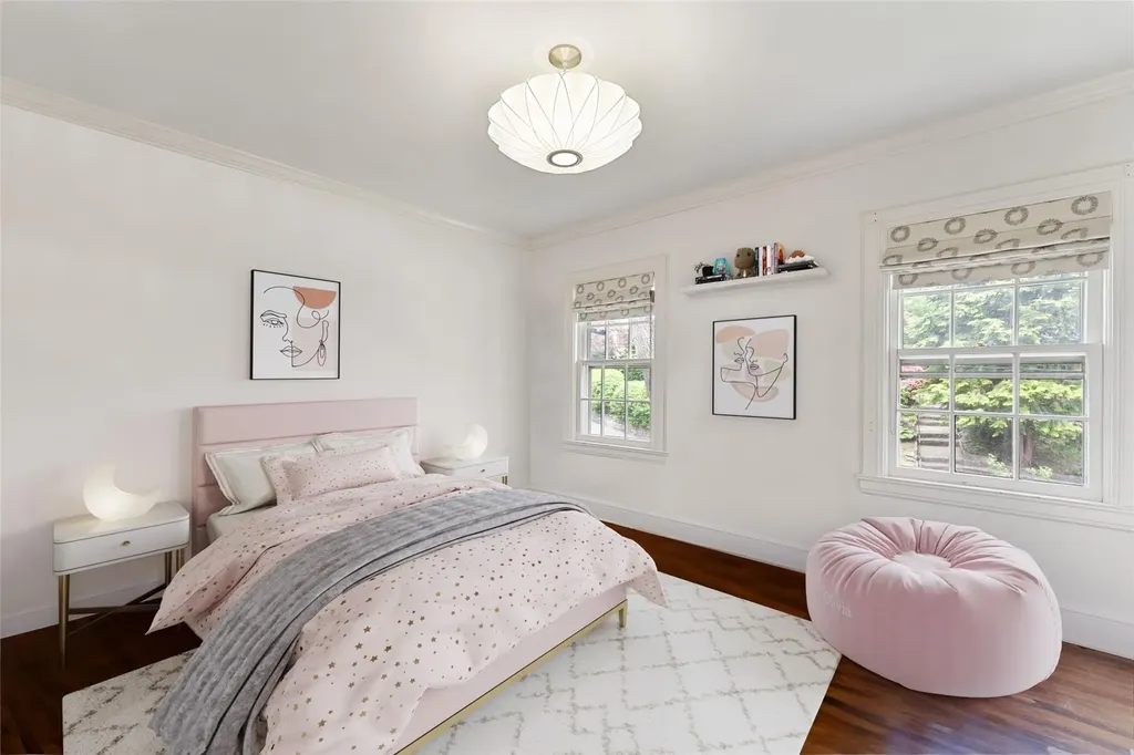 52 Cedar Lane Bronxville NY 10708