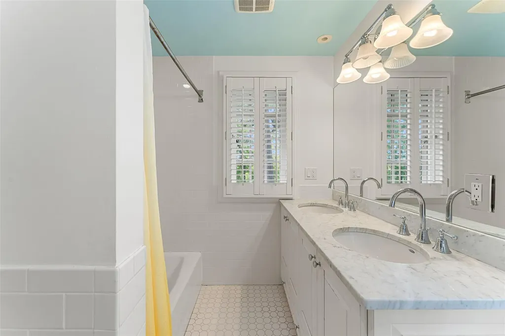 52 Cedar Lane Bronxville NY 10708