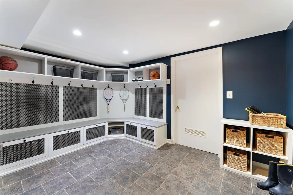 52 Cedar Lane Bronxville NY 10708