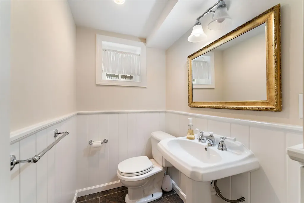 52 Cedar Lane Bronxville NY 10708