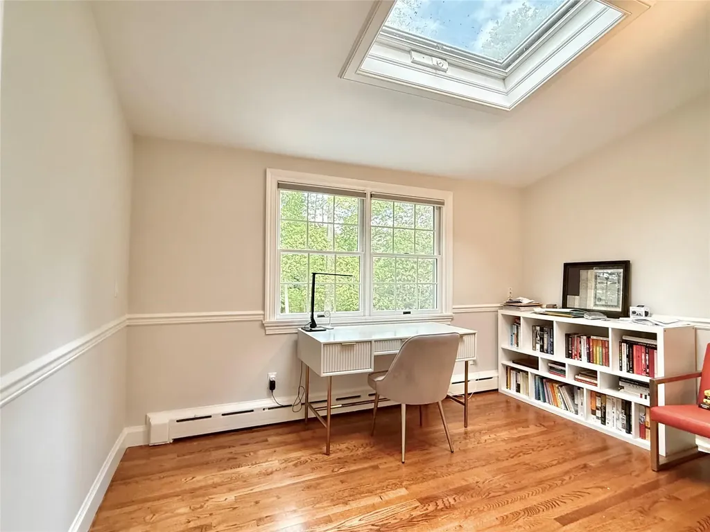 43 Glen Way Cold Spring Harbor NY 11724