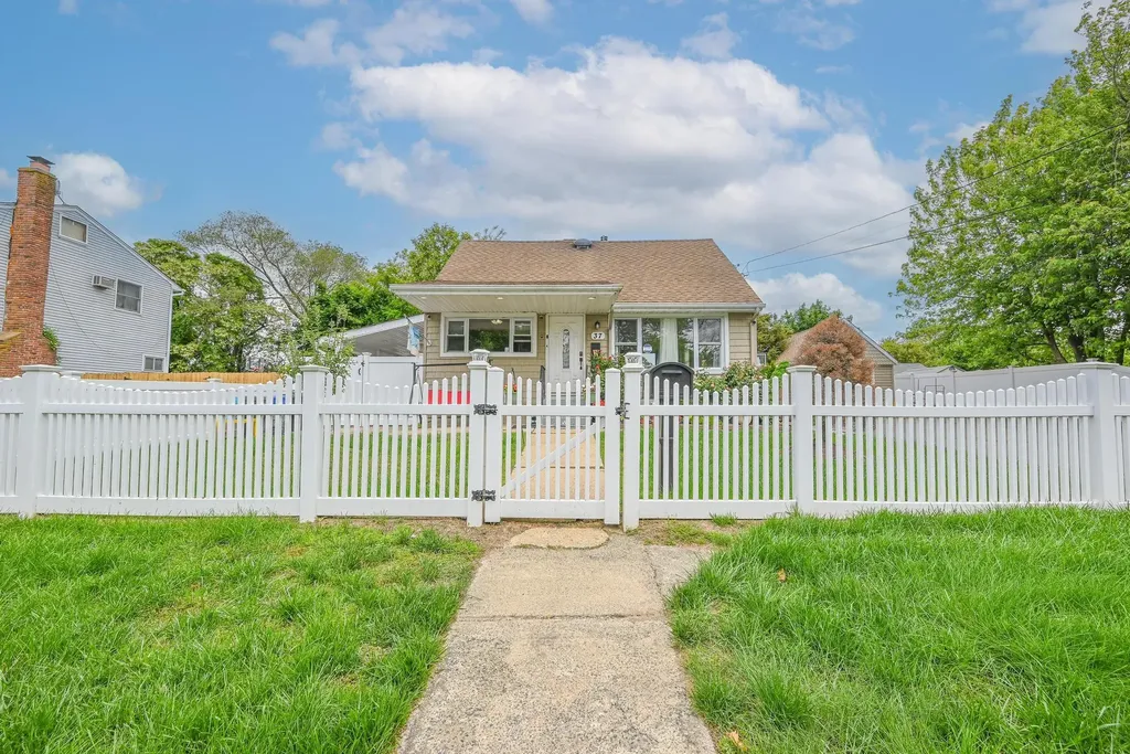 37 E Locust Street Central Islip NY 11722