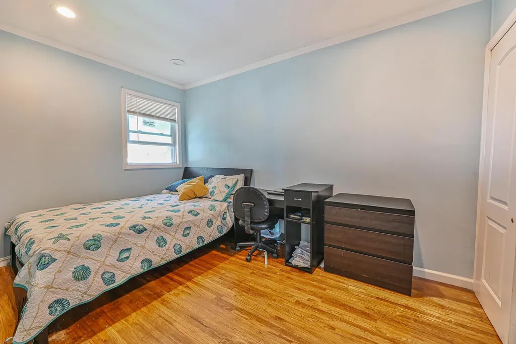 37 E Locust Street Central Islip NY 11722