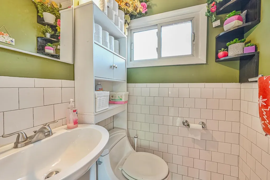37 E Locust Street Central Islip NY 11722
