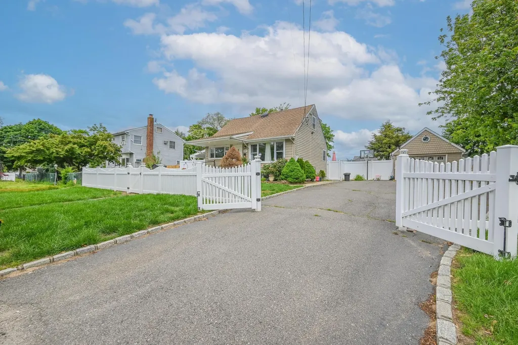 37 E Locust Street Central Islip NY 11722