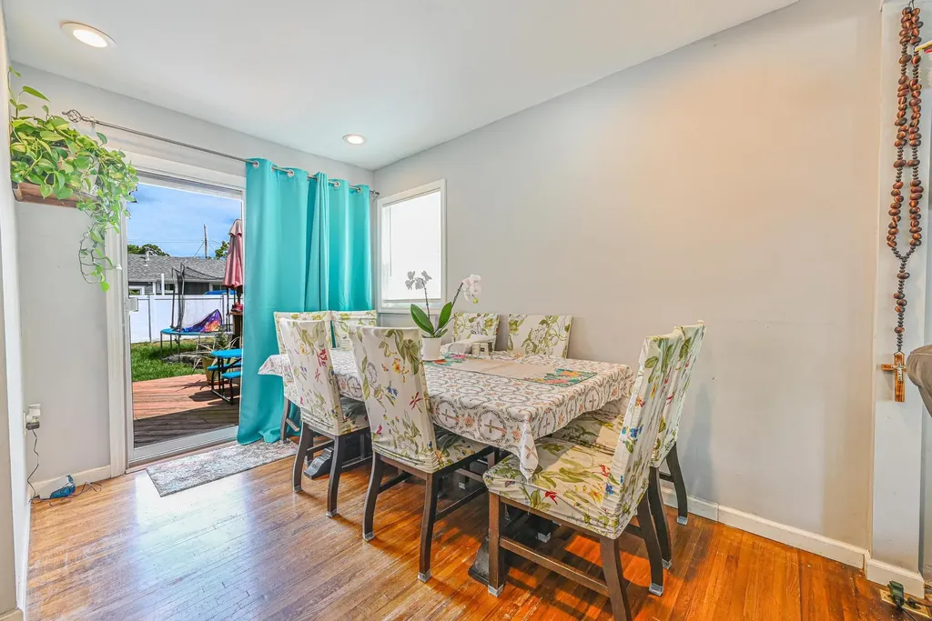 37 E Locust Street Central Islip NY 11722
