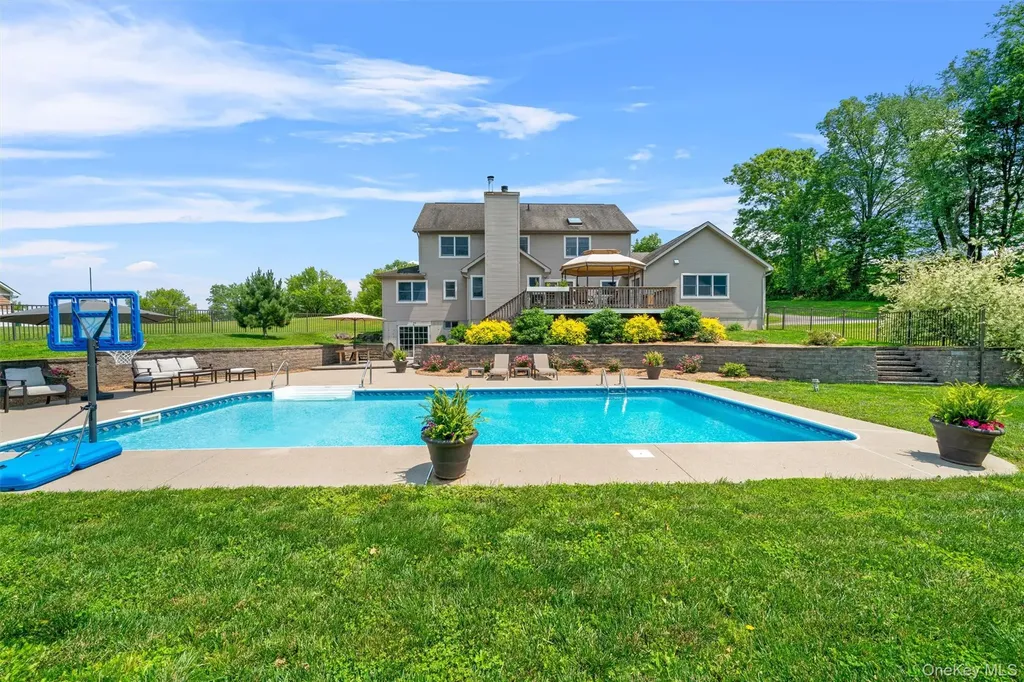 17 Jackson Lane Campbell Hall NY 10916