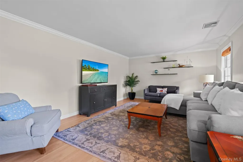17 Jackson Lane Campbell Hall NY 10916