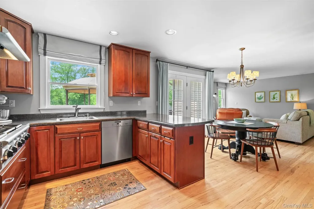 17 Jackson Lane Campbell Hall NY 10916