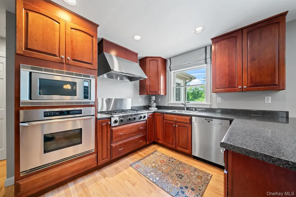17 Jackson Lane Campbell Hall NY 10916