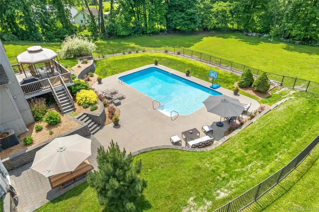 17 Jackson Lane Campbell Hall NY 10916