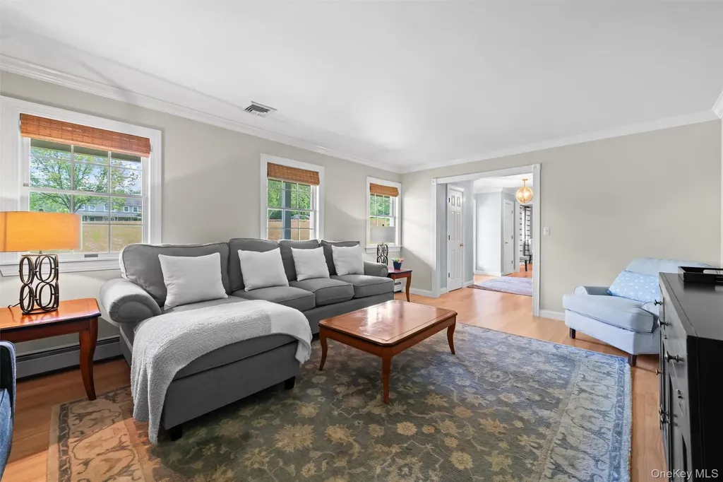 17 Jackson Lane Campbell Hall NY 10916