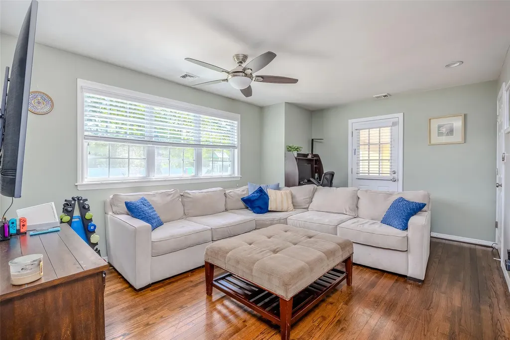 39 Harned Road Commack NY 11725