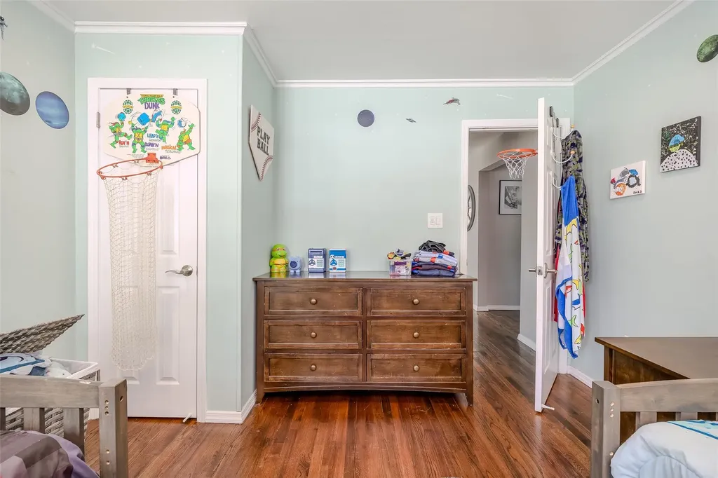 39 Harned Road Commack NY 11725
