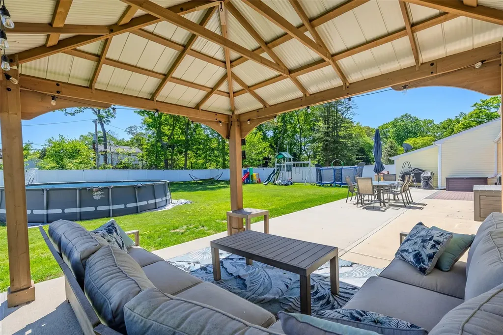 39 Harned Road Commack NY 11725