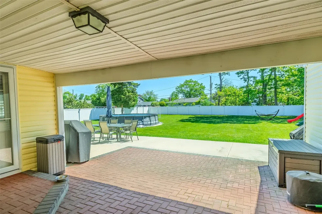 39 Harned Road Commack NY 11725