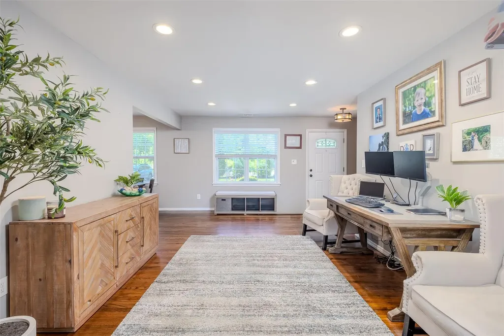 39 Harned Road Commack NY 11725