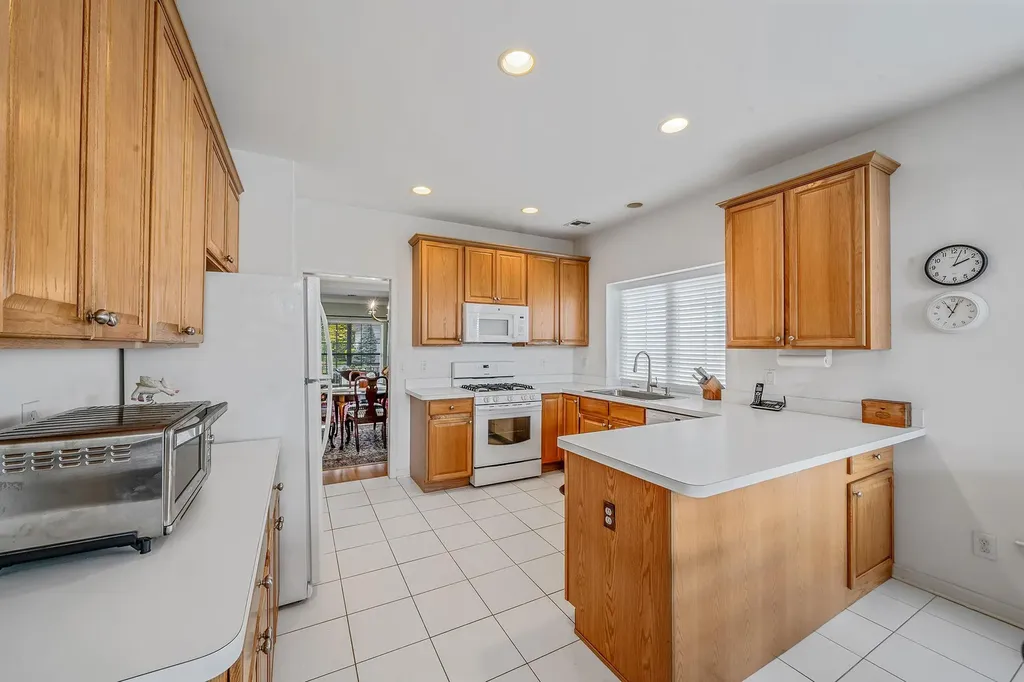 105 Louden Loop Mount Sinai NY 11766