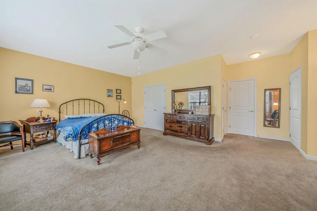 105 Louden Loop Mount Sinai NY 11766